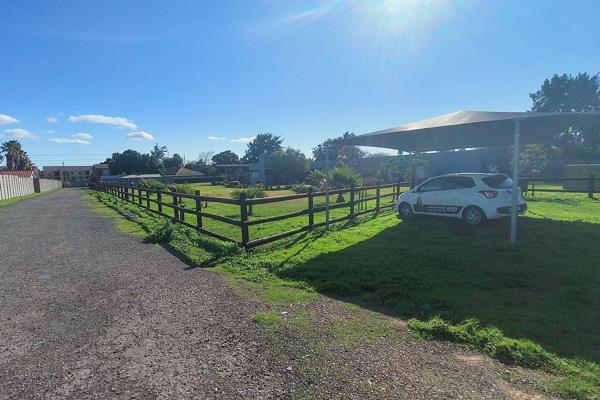 This unique investment opportunity in Joostenbergvlakte, Kraaifontein, offers a remarkable smallholding with an expansive erf size of ...