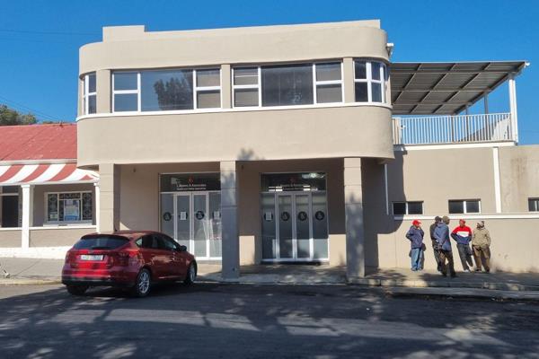 R2 862 000 (excl. VAT) 

Discover this beautifully renovated, two-storey office building in the heart of Cradock&#39;s business ...