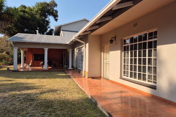 Welcome to your rental residence in a tranquil environment.  This spacious property features 4 bedrooms and 2 full bathrooms, perfect ...