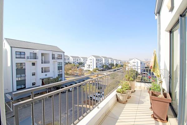Greenstone Hill Property : Property and houses for sale in Greenstone ...