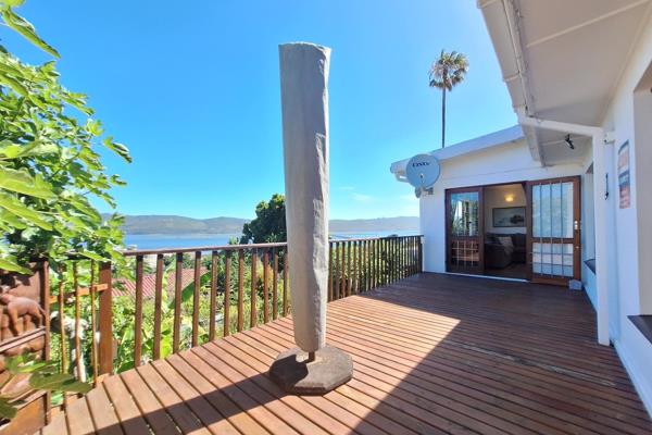 Serene Living at &quot;Prospect Cottage&quot; in Knysna
Welcome to Prospect Cottage, where the peaceful charm of Knysna blends ...