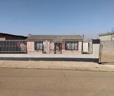 House for sale in Molapo