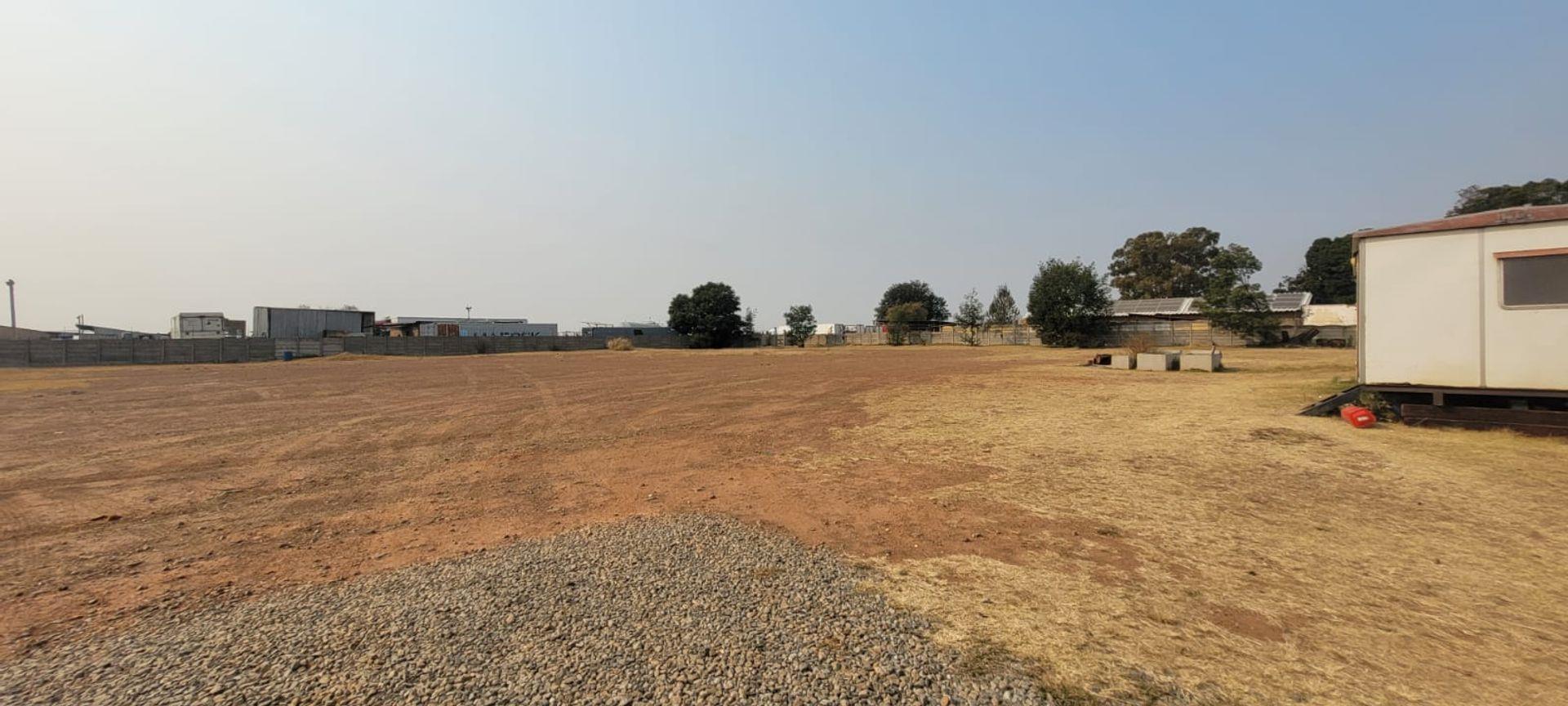 Commercial property to rent in Glen Marais - 14 Dann Road - P24-114770463
