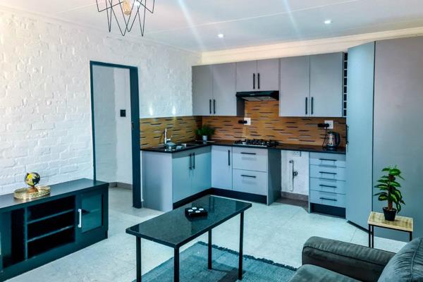 **Intaba Inn Flat Details**

**Chic and Cozy Living**  
- **Size:** A spacious 65m&#178;, perfect for embracing modern comfort.  
- ...