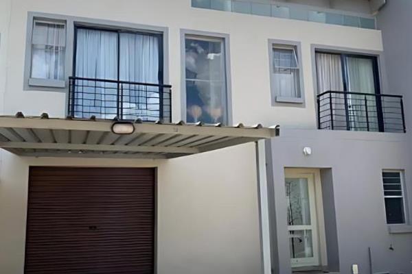 Modern 3 Bedroom Duplex in Secure Complex
Situated in a secure complex with 24Hr Security, this modern duplex offers:
3 Bedrooms with ...