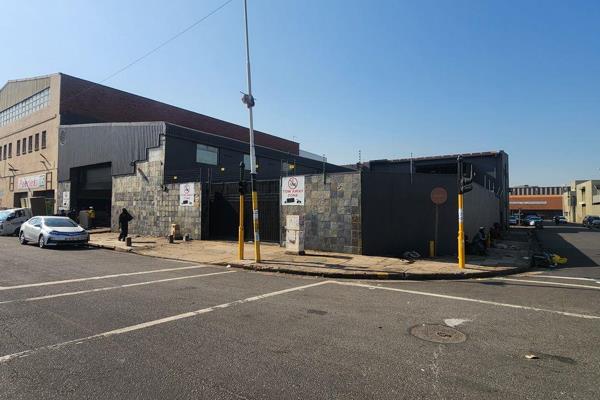 Approx 1200sqm Warehouse for Sale on Umbilo Road, Property has driving access to the ...