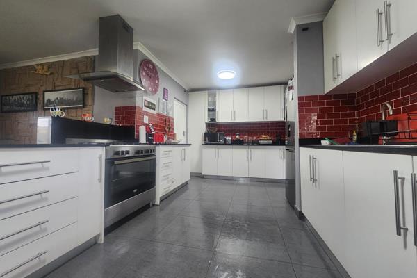 Newly renovated family home, offering both modern comforts, space for entertainment and ample space for everyone

As you enter, you ...