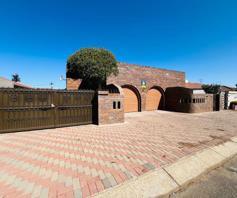 House for sale in Diepkloof