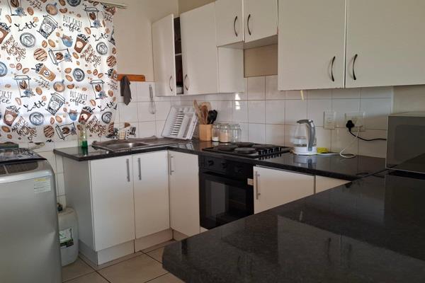 Lovely apartment set in 24 hour security complex walking distance to Martin School ...