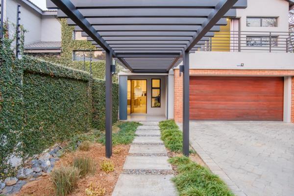 Welcome to your ideal home in the heart of Menlo Park—an impeccably designed 4-bedroom residence that combines modern luxury with ...