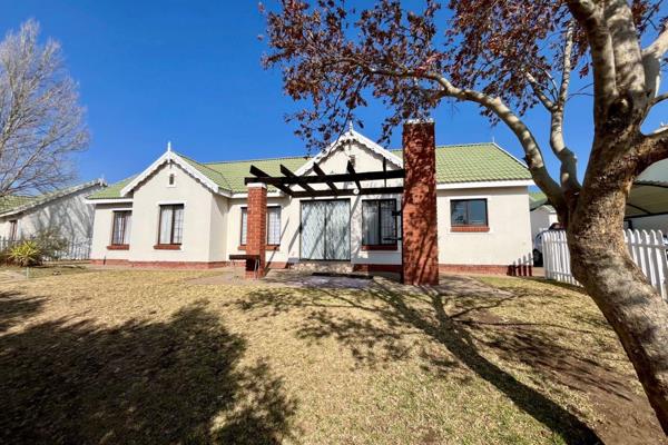 Neat &amp; Newly Renovated 3 Bedroom, 2 Bathroom Townhouse –  Bloemfontein North
Welcome to this stunning 3-bedroom, 2-bathroom ...