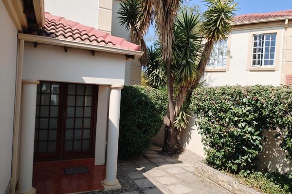 This lovely double Storey house is situated in a 24-hour security complex.
This property does have 3 large bedrooms upstairs with lots ...