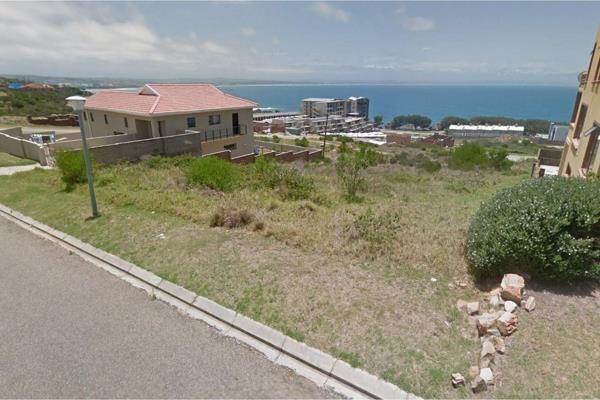 Welcome to a rare and remarkable opportunity in the heart of Fairview, Western Cape, South Africa. This pristine land, new to the ...