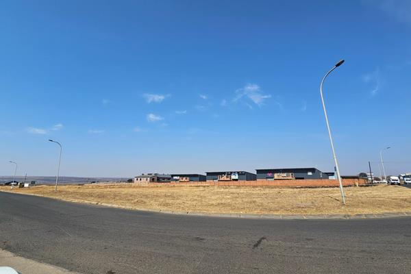 This is the next stand to go in this area - prime location - Be quick!

6900m2 of prime commercial land zoned for light industrial ...