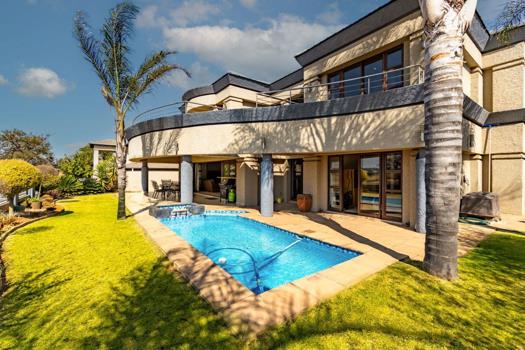 4 Bedroom House for sale in Ebotse Golf Estate