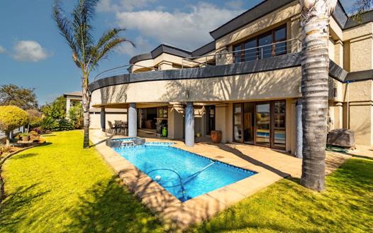 4 Bedroom House for sale in Ebotse Golf Estate