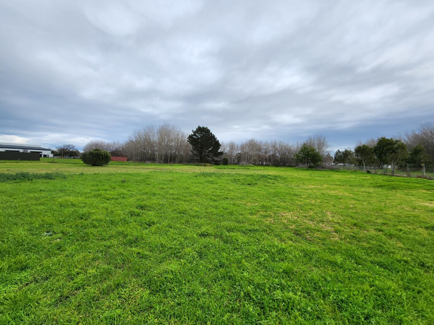 Commercial property for sale in Heritage Park
