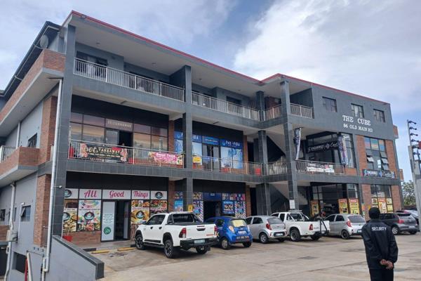 Jazmax Phoenix presents this rental opportunity with .
Fibre installed , prepaid water and lights . 58m2 office space . Fully tiled ...