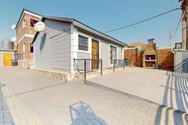 Introducing a prime investment opportunity in Ikageng – a newly developed property offering excellent rental income ...