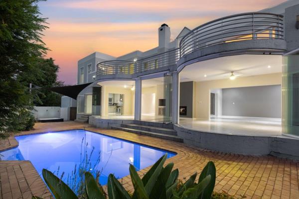 Modern 4 Bedroom Home for Rent in Dainfern Golf Estate

Beautifully renovated, this home is situated on the fairway in Dainfern Golf ...