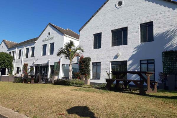 Investment opportunity Awaits in the Heart of Port Alfred.Set along the magnificent Kowie River &amp; central business district.This ...