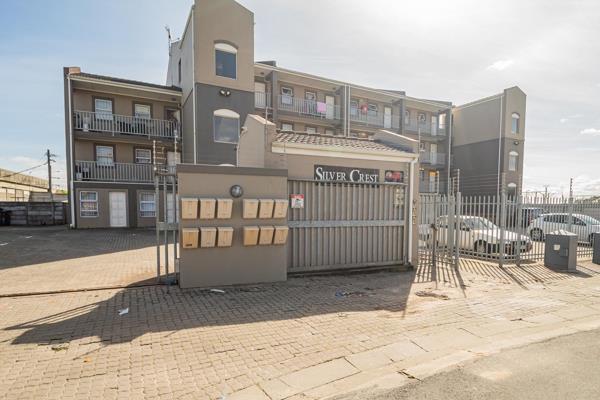 Be charmed and welcomed to this one bedroom apartment in the heart of Kraaifontein. The ...