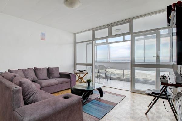 Experience breathtaking bay views from the 18th floor of this exceptional apartment. ...