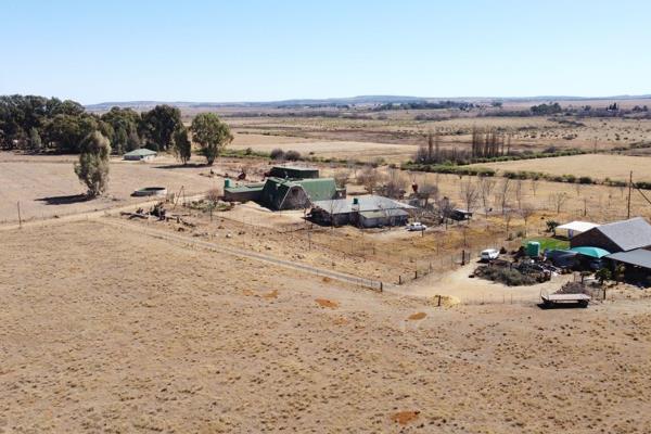 This expansive 43-hectare farm, situated just 24 km from Potchefstroom, offers ample space and multiple accommodations, making it ideal ...