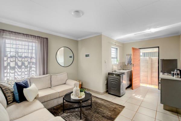 At Star Village at New Protea, you may live in a brand-new, full-title house with a modern layout in a beautifully landscaped Protea ...