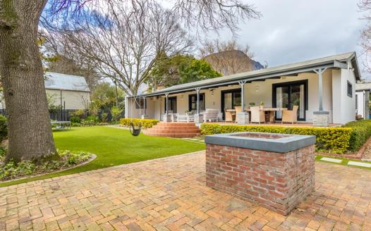 4 Bedroom House for sale in Franschhoek