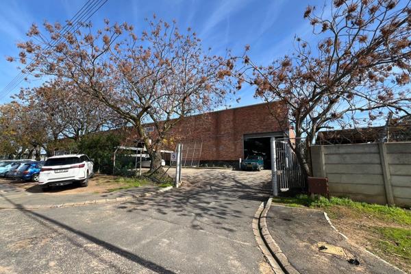 This industrial warehouse is strategically located in the Malmesbury Industrial node ...