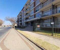 Apartment / Flat for sale in Alberton North