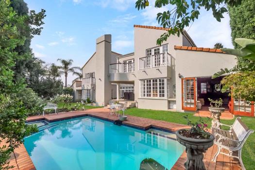 4 Bedroom House for sale in Fourways Gardens