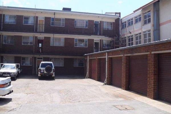 This property offers 2 bedrooms one bathroom and a lock-up garage

Conveniently situated in Kempton Park Central.