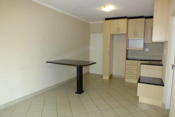 Ideal Location - opposite Simbithi - Prime Investment Opportunity

Ground floor - Garden unit
1 bedroom
open plan lounge &amp; ...