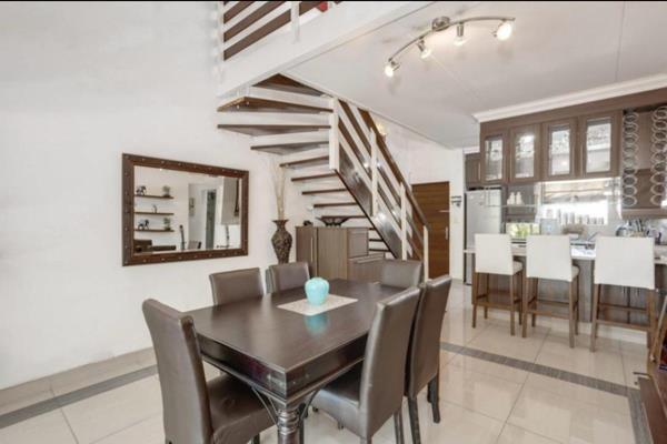 Spacious 2-Bedroom Loft Apartment in Biscays, Morningside – Outstanding ...