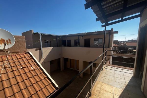 21 Bedroom house for Sale in Protea south

Stunning 21 Bedroom Investment Property for Sale!

Business Opportunity, Stunning 21 Bedroom ...