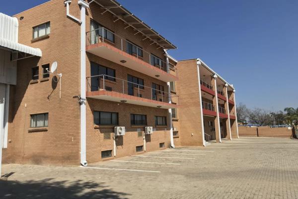 Standalone 3,339 Square Meter Warehouse in Laser Park, Johannesburg
Location: Laser ...