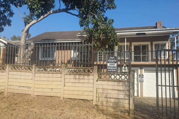 This property is in a quiet street, generating a monthly rental income of approximately R14 000,00 per month.  The property has a main ...