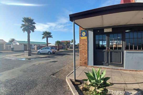 This commercial property for lease in Saldanha Bay is located on Dial Rock Road, near ...