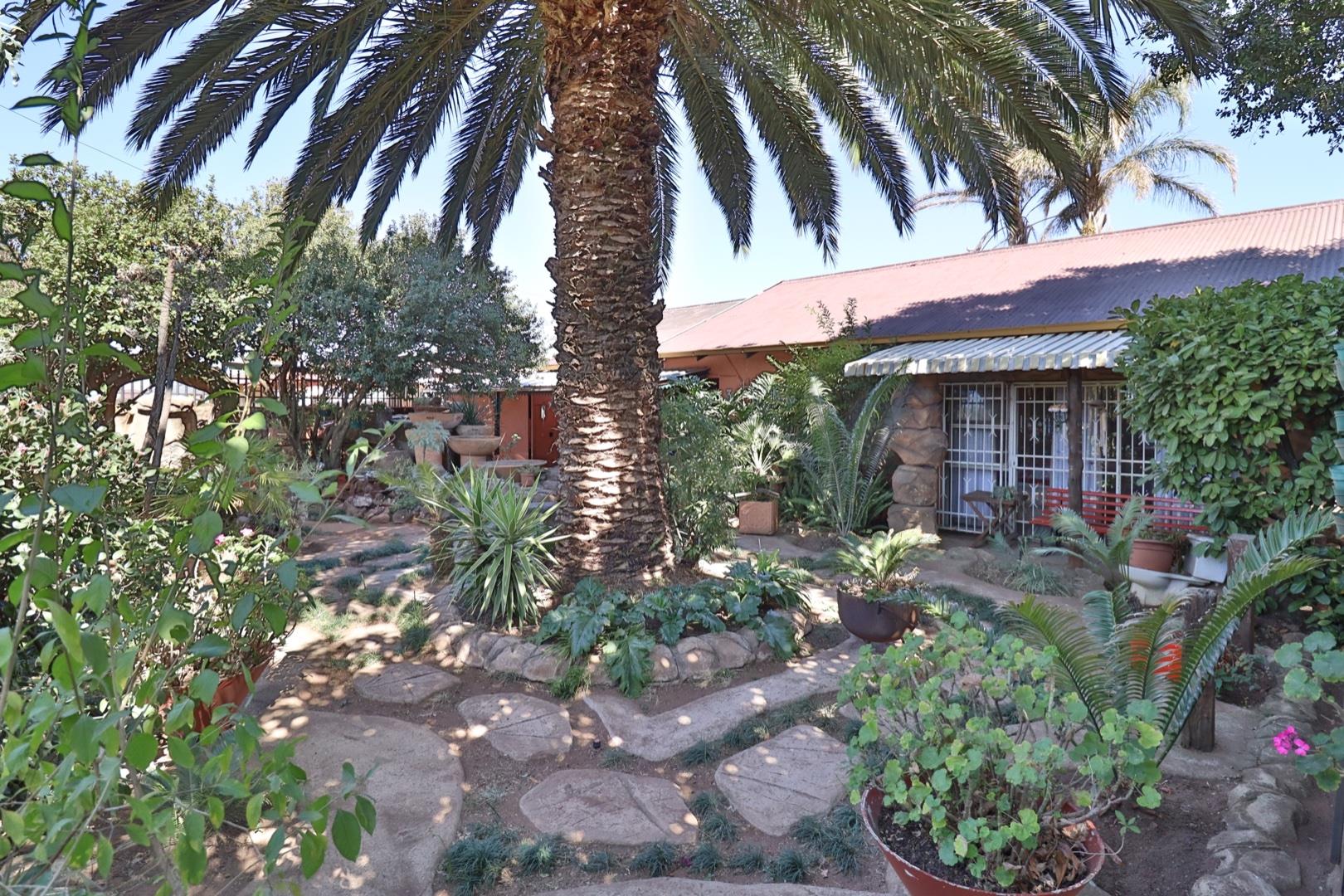 Property and houses for sale in Roodepoort : Roodepoort Property ...