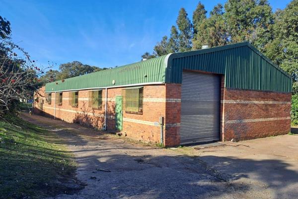 Impressive warehouse available to let in desirable Meisies Halt offering excellent advertising and visibility from the N2. The property ...