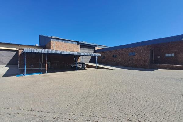 SILVERTON | 825 SQUARE METER WAREHOUSE TO LET | 309 DERDEPOORT ROAD | PRETORIA

This ...