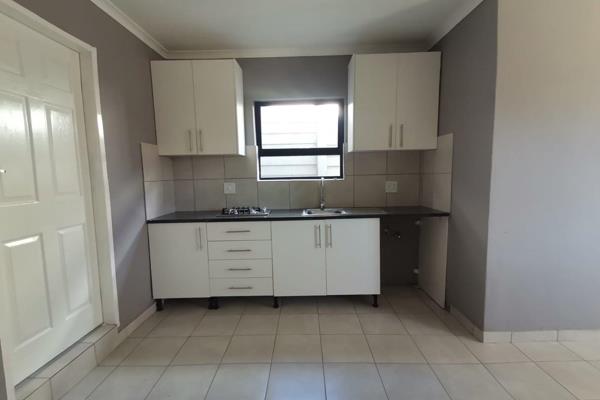 One Bedroom Cottages/ Flats in Kempton park Ext 2 .

Stunning and spacious  new cottages to rent unfurnished.

These cottages are ...