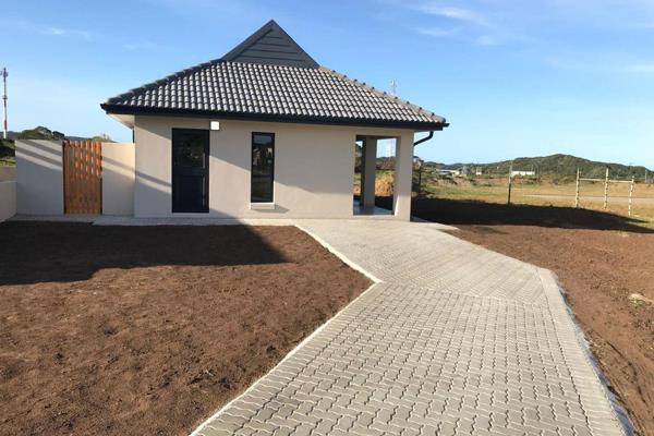 Welcome to this newly built home

Discover this newly built, modern 3 bedroom house situated in a secure gated estate with 24 -hour ...