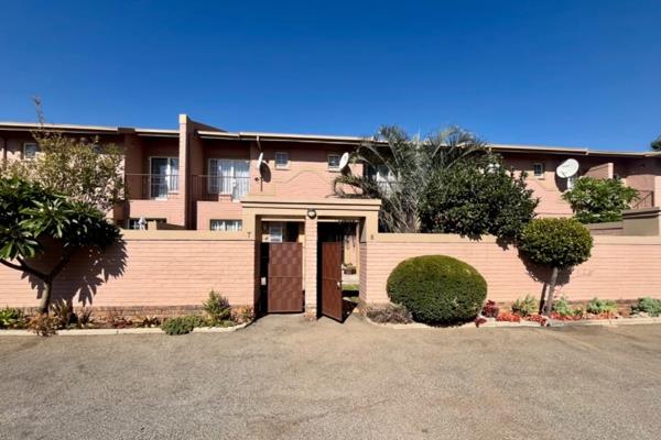 2 Bedrooms upstairs:
1st Bedroom tiled with small balcony, ceiling fan.
2nd Bedroom tiled with ceiling fan

Kitchen with 4 plate ...