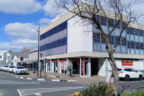 Prime Development Opportunity on Main Road, Somerset West
Location and Coverage: ...