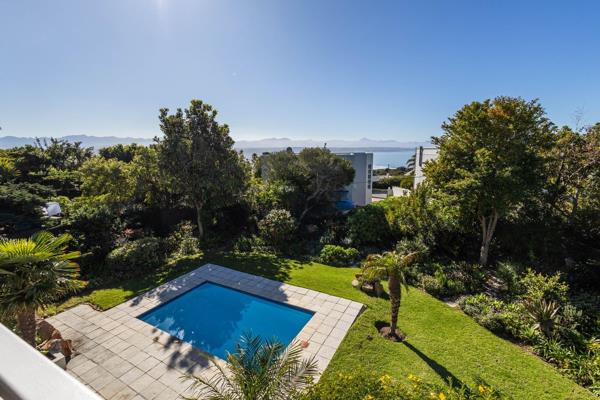 Tri-Mandate

This hidden gem is waiting to take your breath away, boasting stunning sea, mountain, and Robberg views, as well as ...