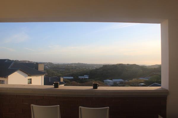 Stylish 2-Bedroom, 2-Bathroom Apartment in Ballito Hills Lifestyle Estate

Welcome to ...