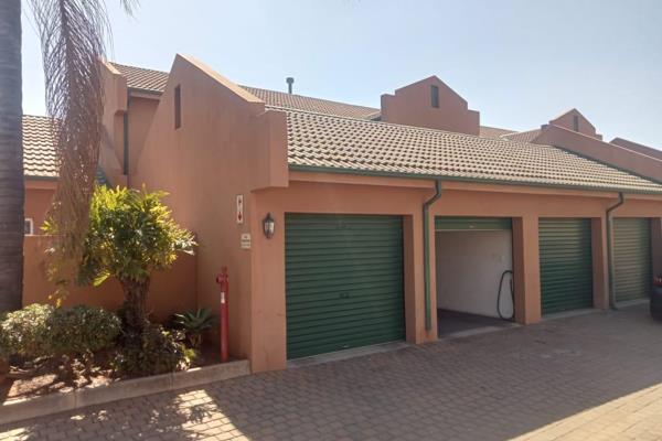 Location: Glen Marais

Rental: R13,000
Deposit: R13,000
Admin: R1,200

This stunning property offers:

- 3 generous sized ...